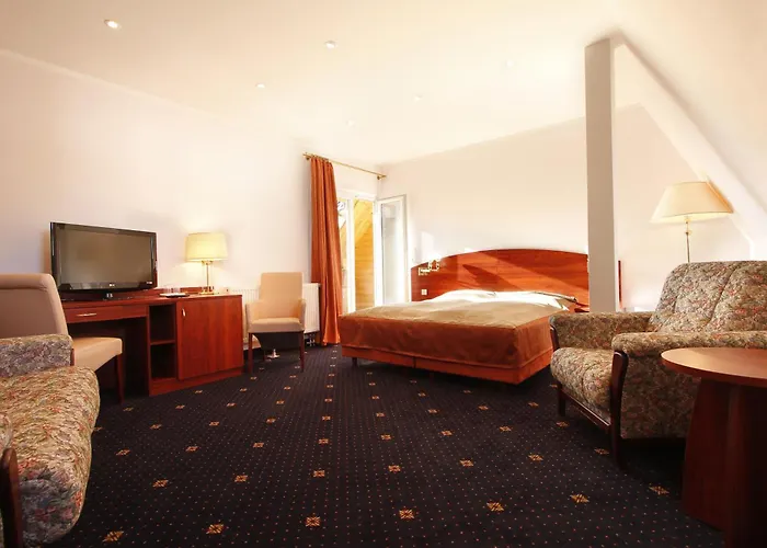 Hotel Preuss Im Dammtorpalais 3*